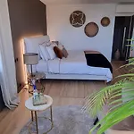Bed & Breakfast La Tonga - D'hotes A Fronsac (Gironde)