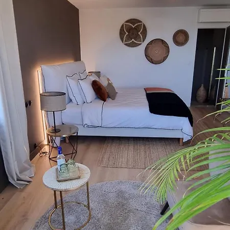 Bed & Breakfast La Tonga - D'hotes A Fronsac Fronsac (Gironde)