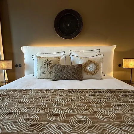 Bed & Breakfast La Tonga - D'hotes A Fronsac