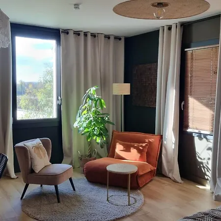 La Tonga - D'hotes A Bed & Breakfast 3*